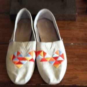 Toms Shoes.